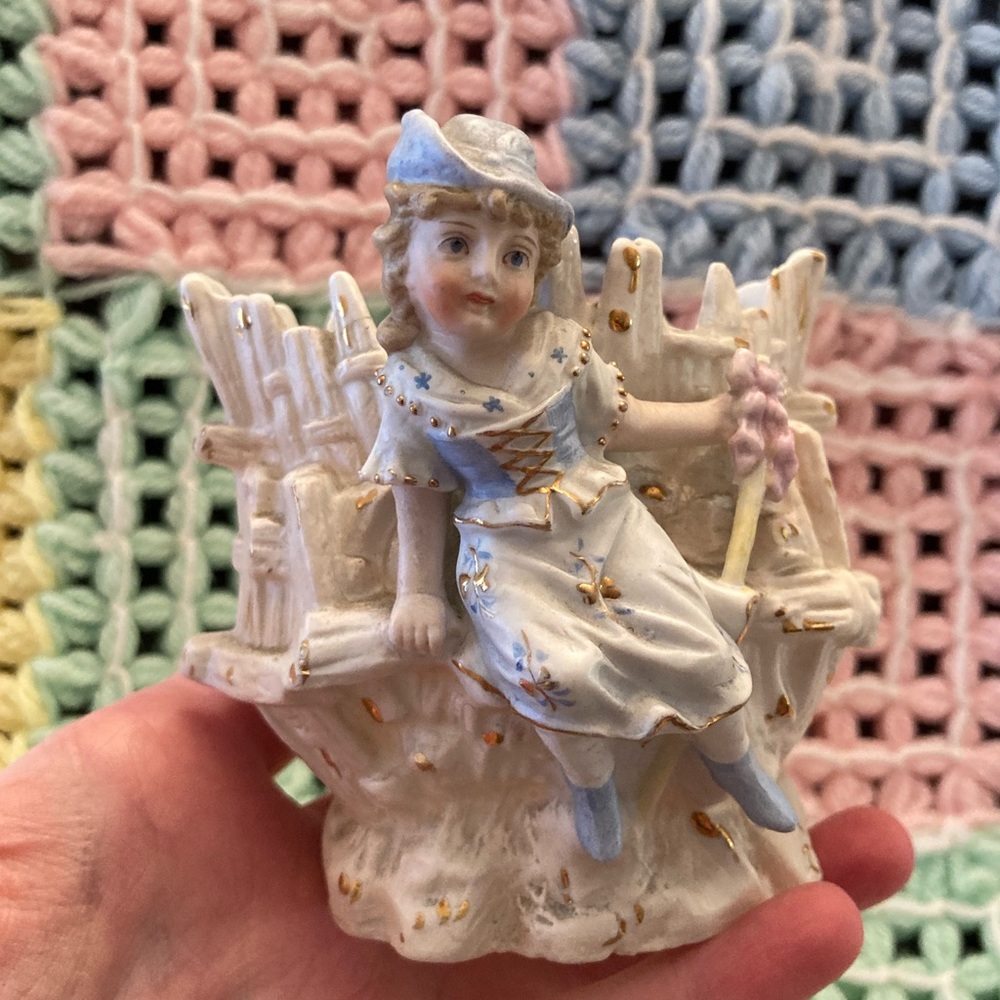 Vintage Paulux Colonial Pastel Girl Figure Vase